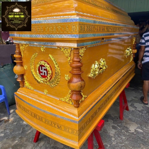 Hòm An Táng Màu Vàng Hoạ Tiết Ít